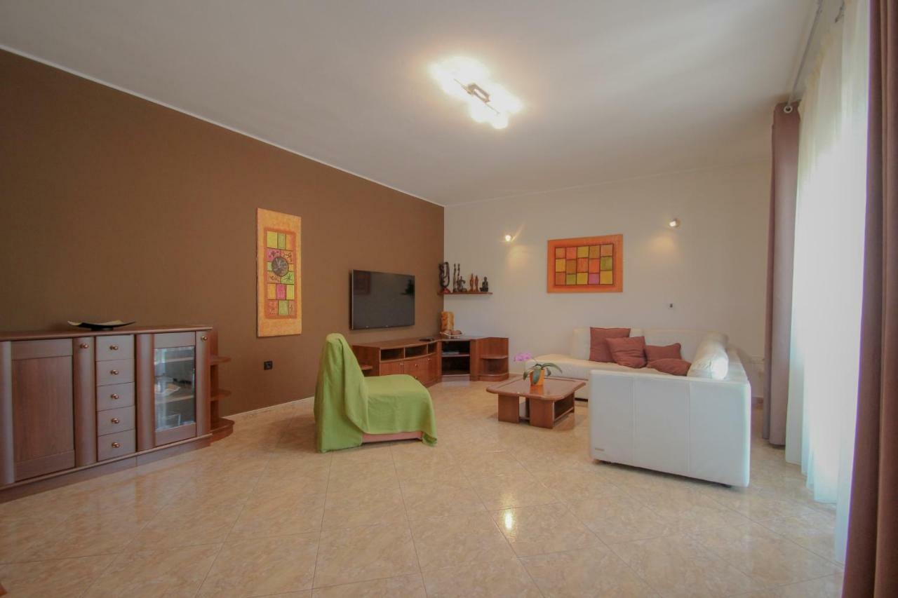 Apartment Sanja Novigrad Istria 外观 照片